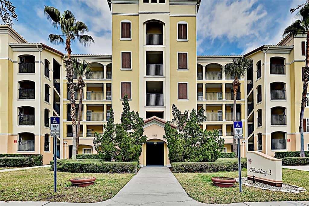 Квартира в Холден Хайтс, Флорида 10053106