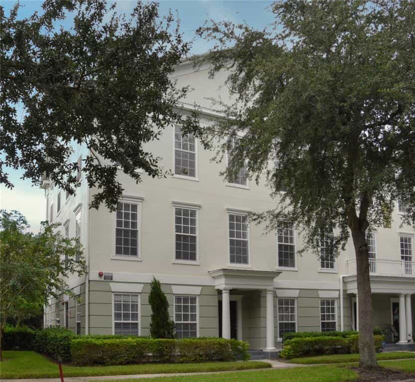 Condominium in Viering, Florida 10053201