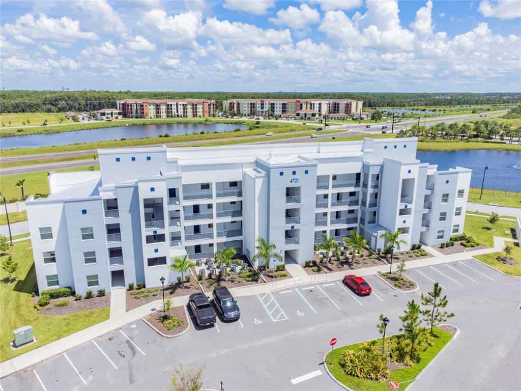 Condominium in Kissimmee, Florida 10053320
