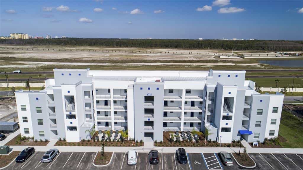 Condominium in Kissimmee, Florida 10053336