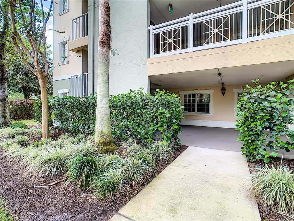 Condominium in Bijeenkomst, Florida 10053445