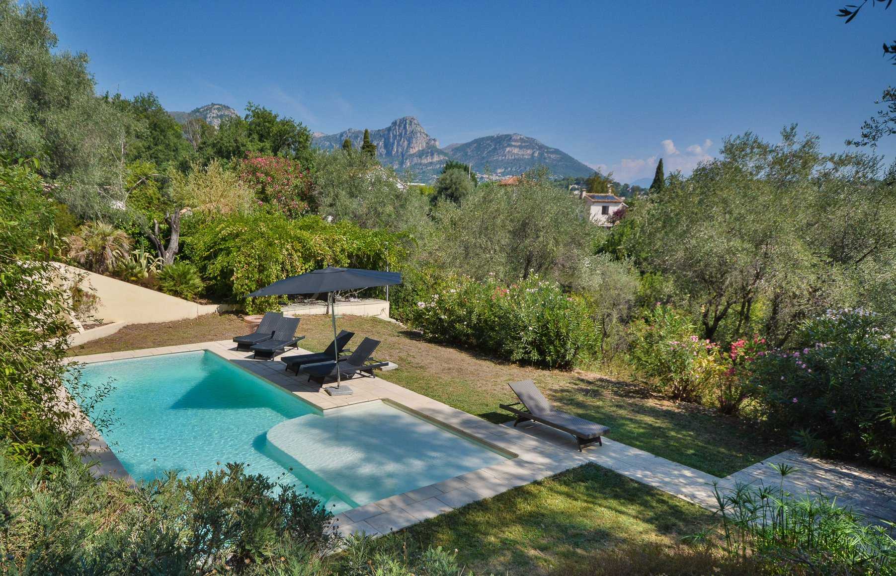 Hus i Vence, Provence-Alpes-Cote d'Azur 10053826