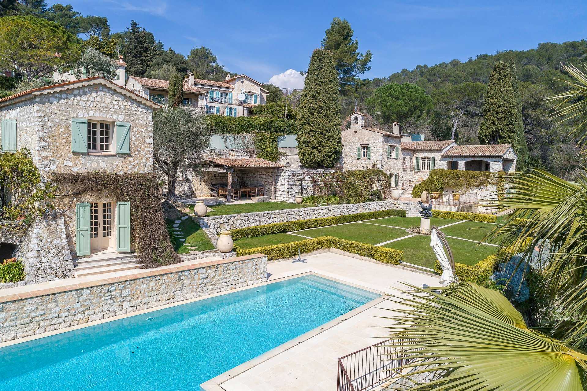 Huis in La Colle-sur-Loup, Provence-Alpes-Côte d'Azur 10053828