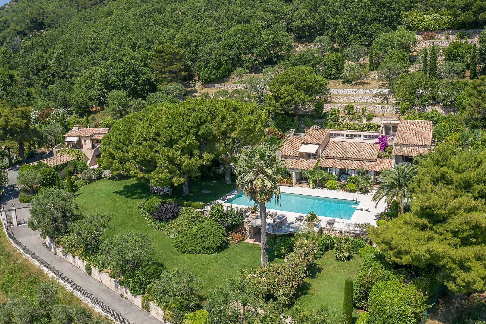 rumah dalam Vence, Provence-Alpes-Côte d'Azur 10053836