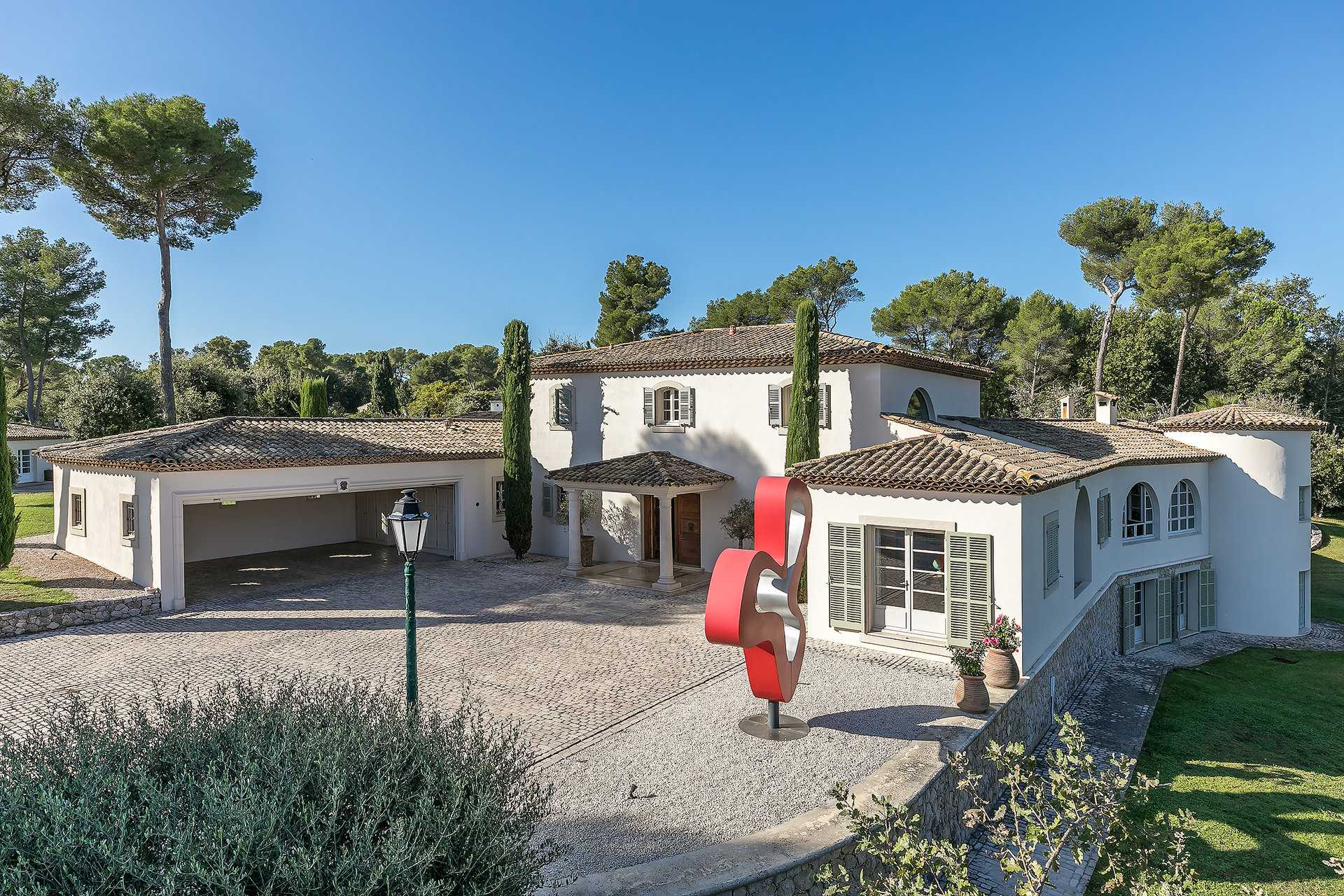 Haus im Saint-Paul-de-Vence, Provence-Alpes-Côte d'Azur 10053839
