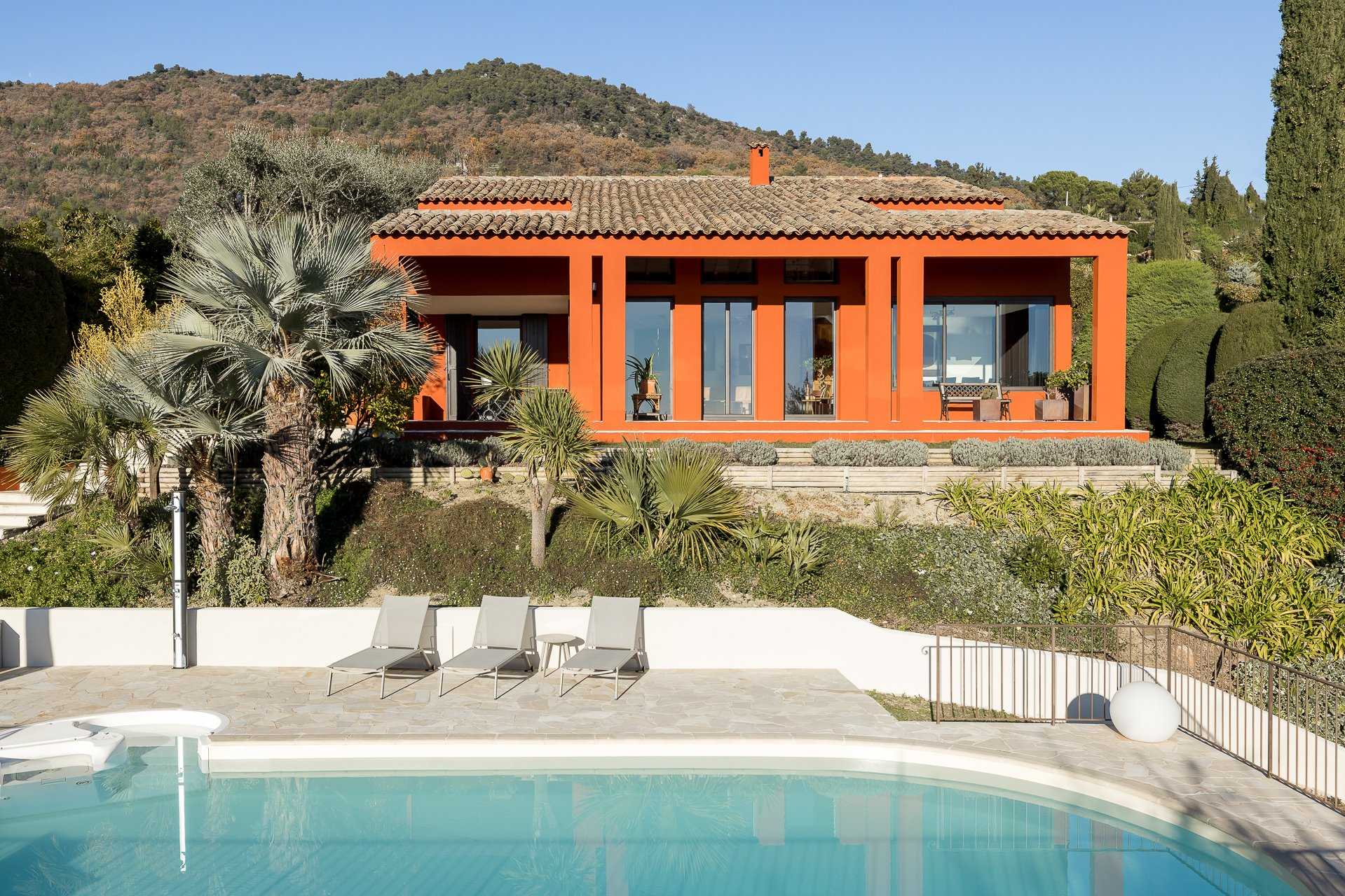 House in Vence, Provence-Alpes-Cote d'Azur 10053872