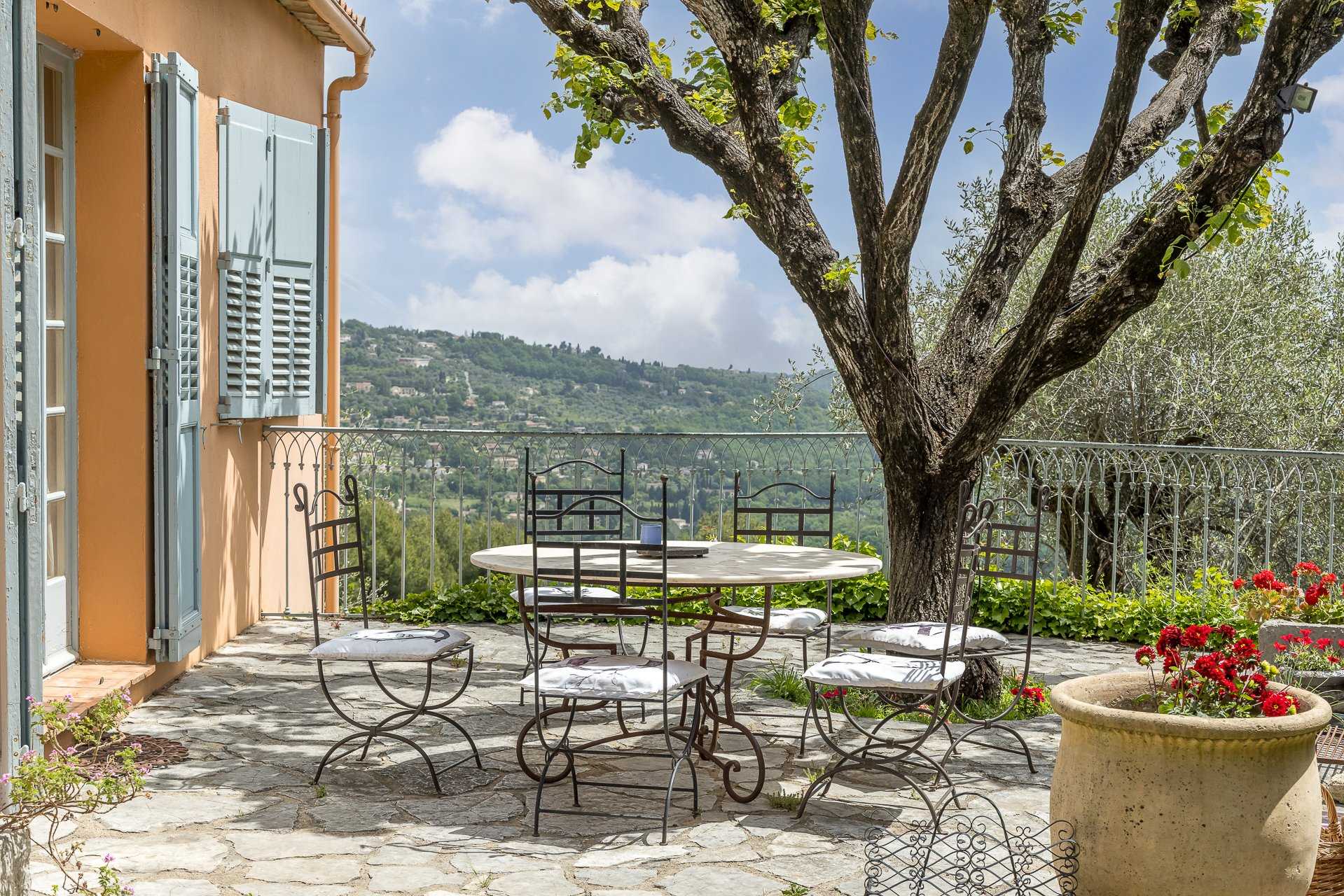casa no Grama, Provença-Alpes-Costa Azul 10053892