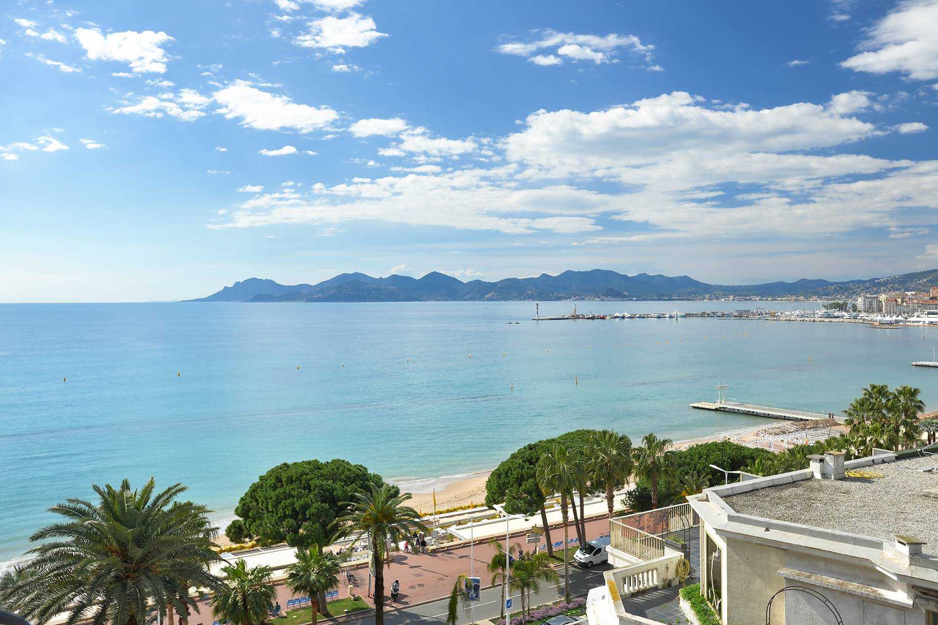 Eigentumswohnung im Cannes, Provence-Alpes-Côte d'Azur 10053913