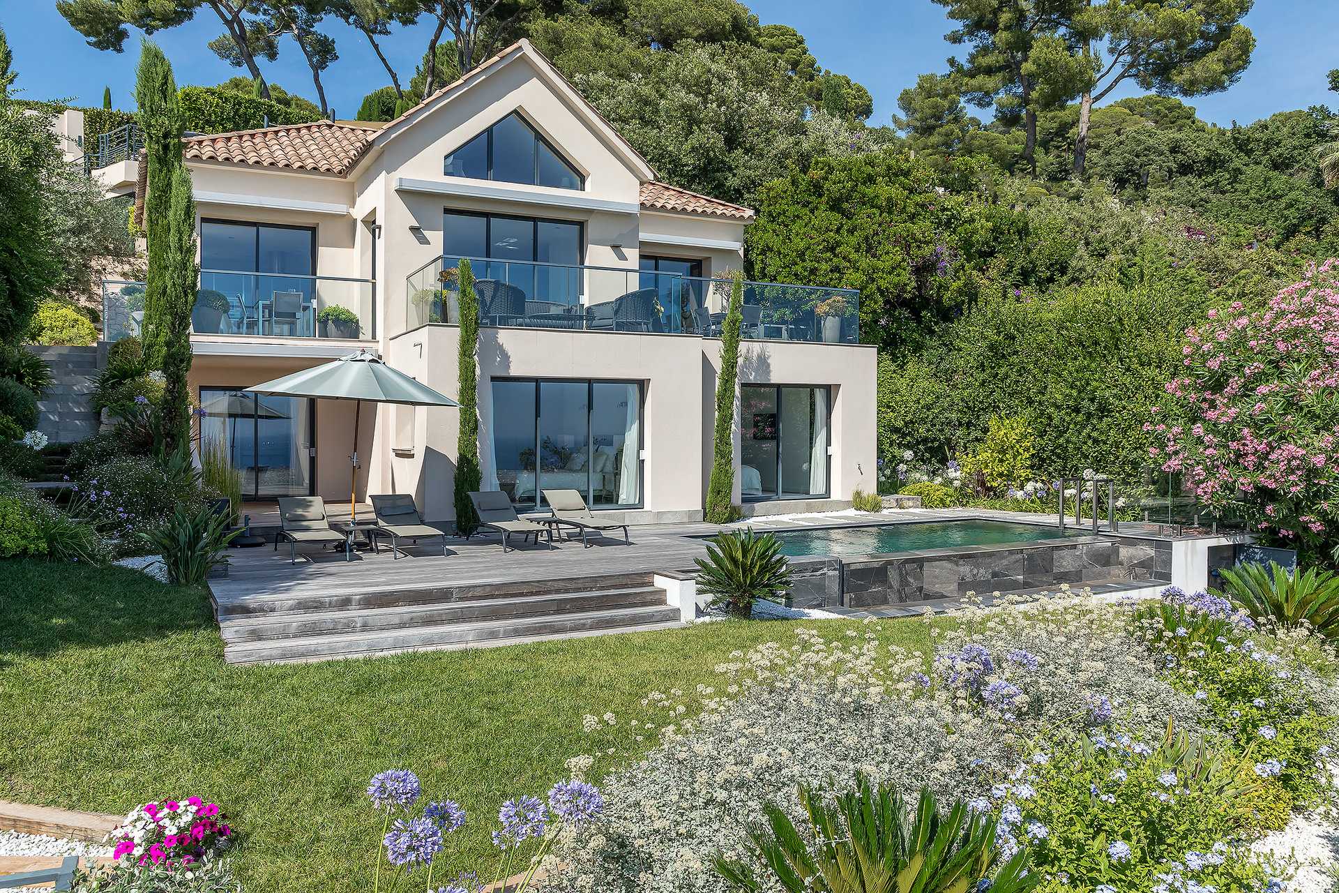 rumah dalam Cannes, Provence-Alpes-Côte d'Azur 10053976