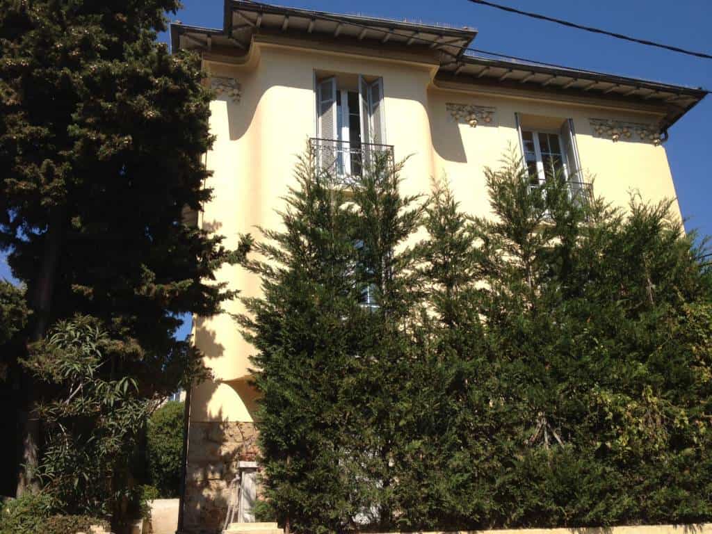 House in La Bocca, Provence-Alpes-Cote d'Azur 10054063