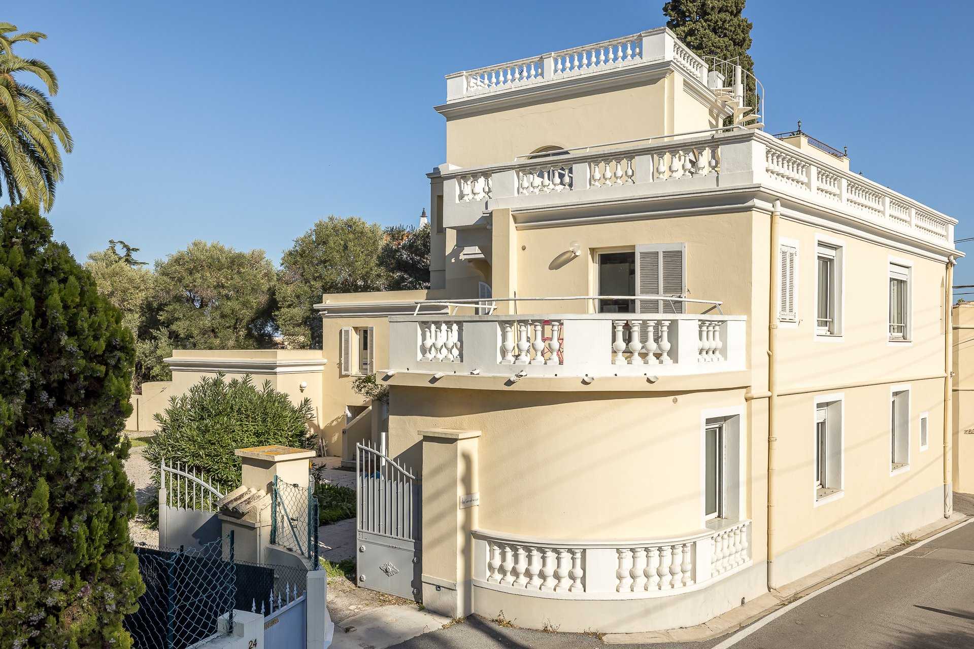 Huis in Antibes, Provence-Alpes-Côte d'Azur 10054075