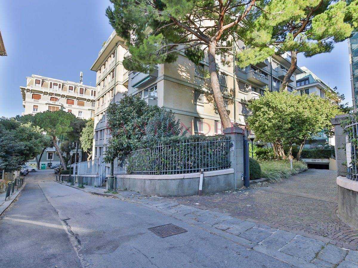 公寓 在 Genova,  10054141