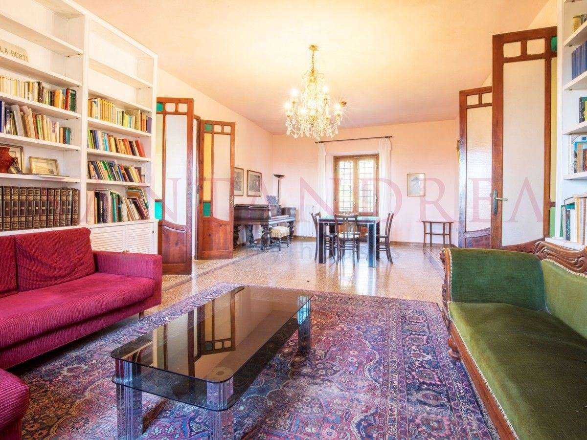 Talo sisään Lammari, Toscana 10054150