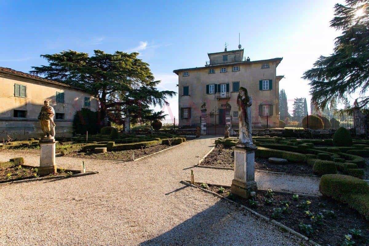 House in Castelfranco di Sotto,  10054162