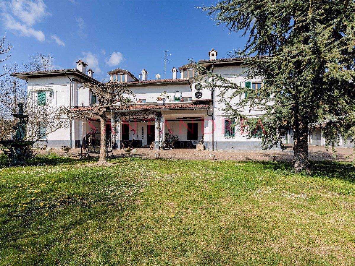 Condominium in Alessandria, Piedmont 10054205