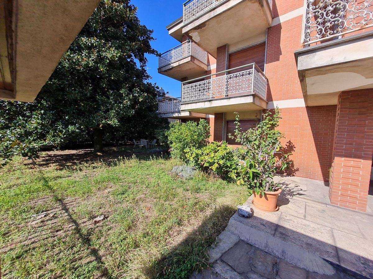 Condominium in Novara,  10054230