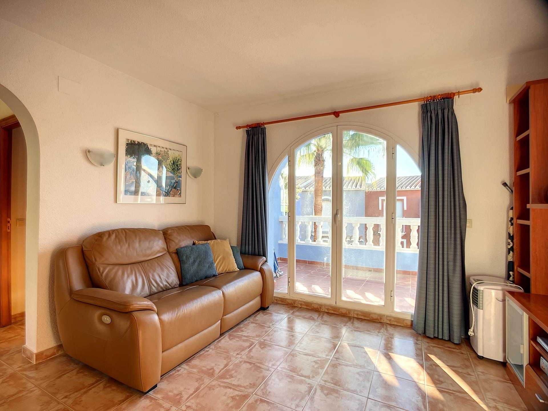 Condominium in Benitachell, Alicante 10054244