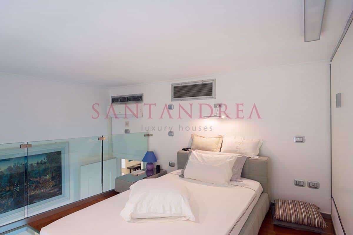 Condominium in Salerno,  10054256