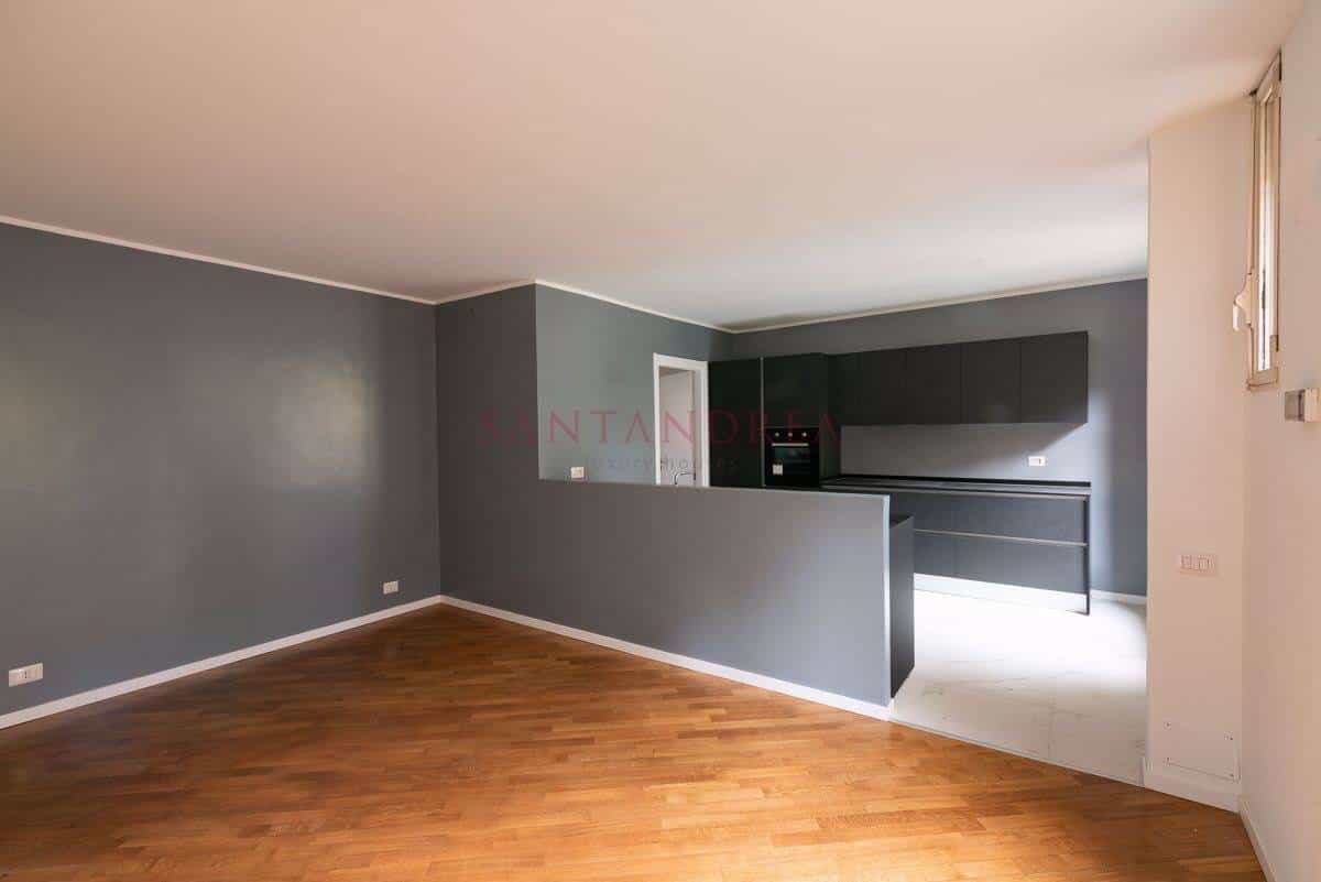 公寓 在 Milan, Lombardy 10054292