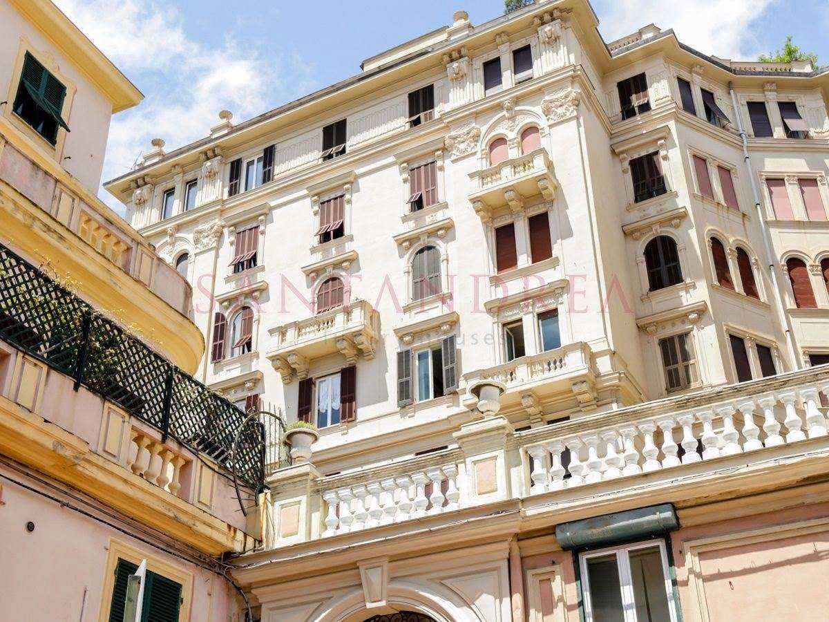 Condominium in Genua, Ligurië 10054296
