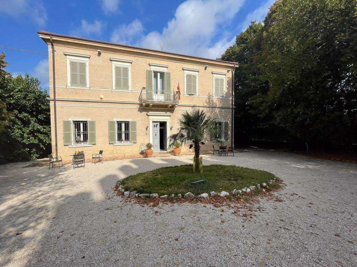 Hus i Camerata Picena, Marche 10054304