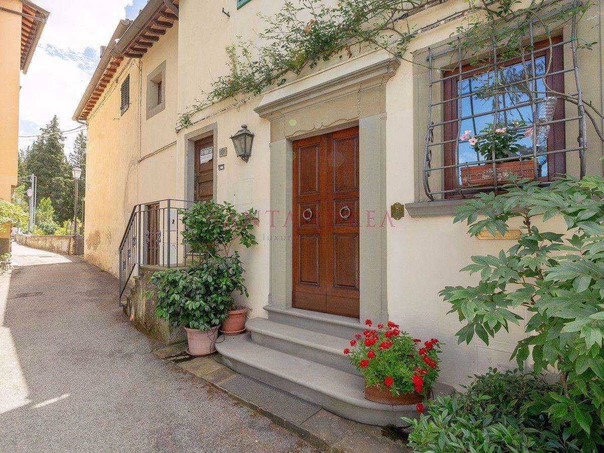 rumah dalam Reggello, Tuscany 10054324