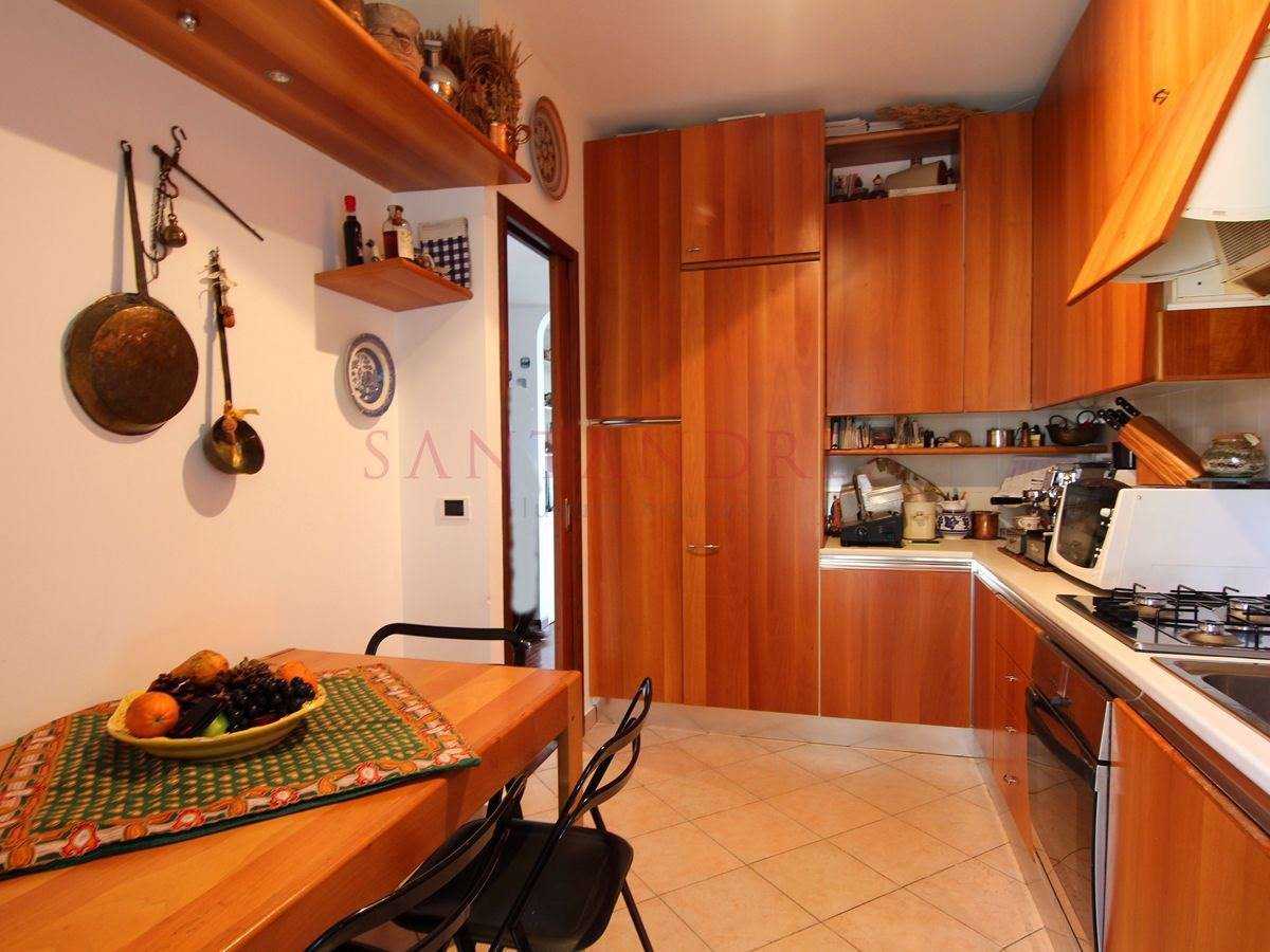 rumah dalam Recco, Liguria 10054330