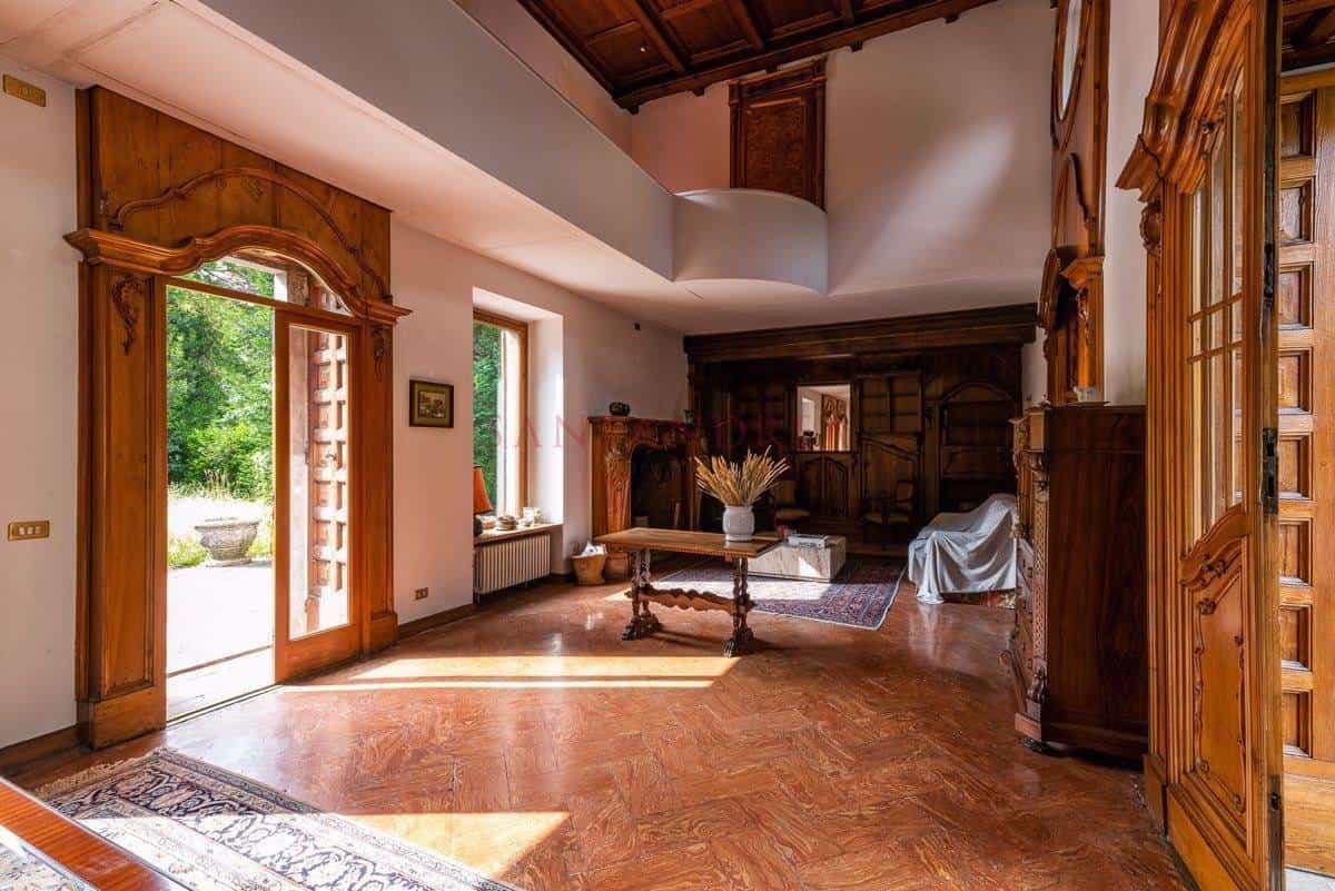 Huis in Como, Lombardije 10054346