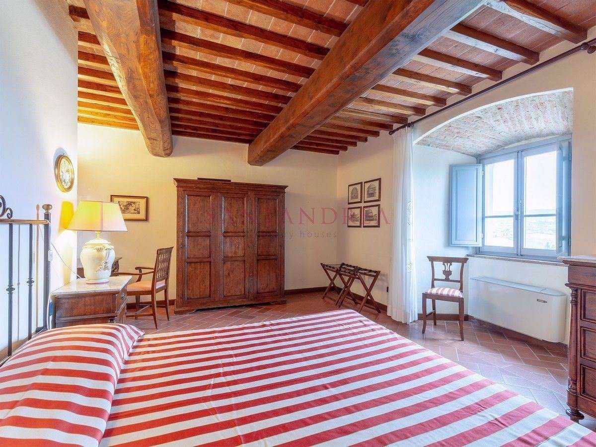 Talo sisään San Gimignano,  10054401
