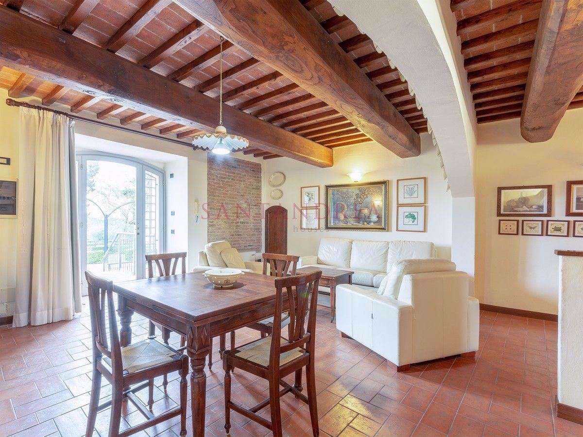 House in San Gimignano, Tuscany 10054401