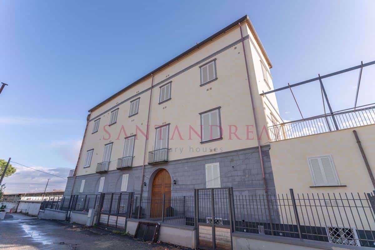 Condominium in Miano, Campania 10054456