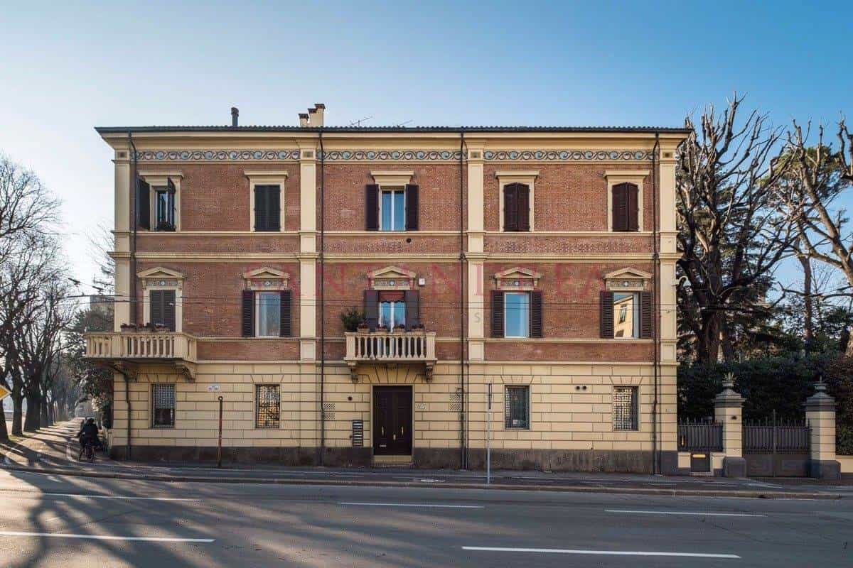 Eigentumswohnung im Bologna, Emilia-Romagna 10054504