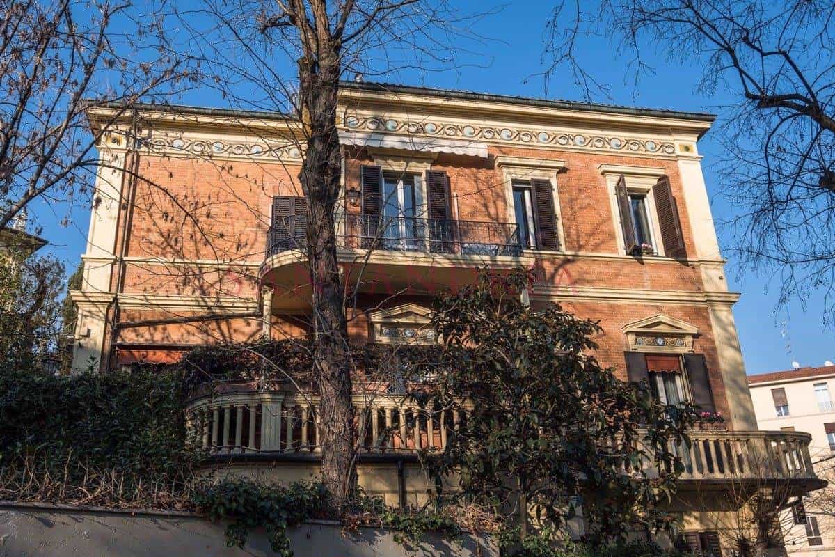 Eigentumswohnung im Bologna,  10054504
