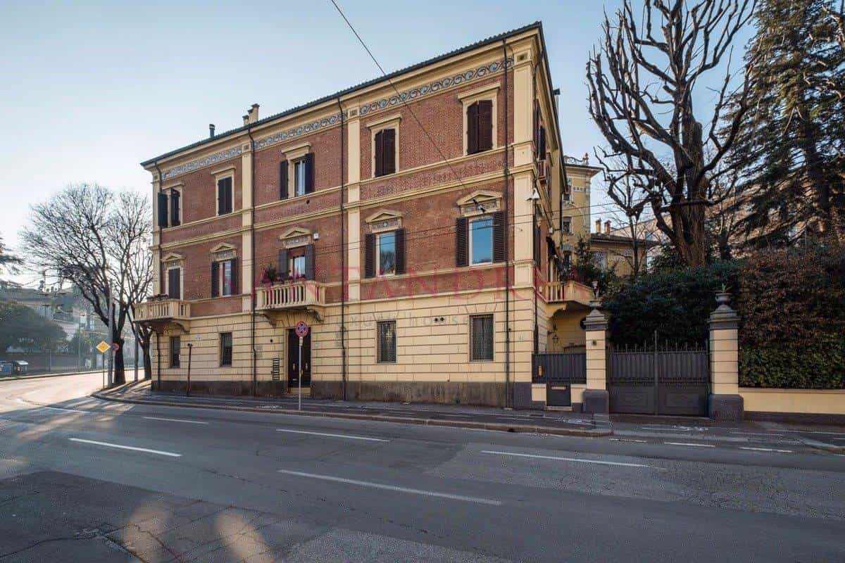 Квартира в Болонья, Емілія-Романья 10054504