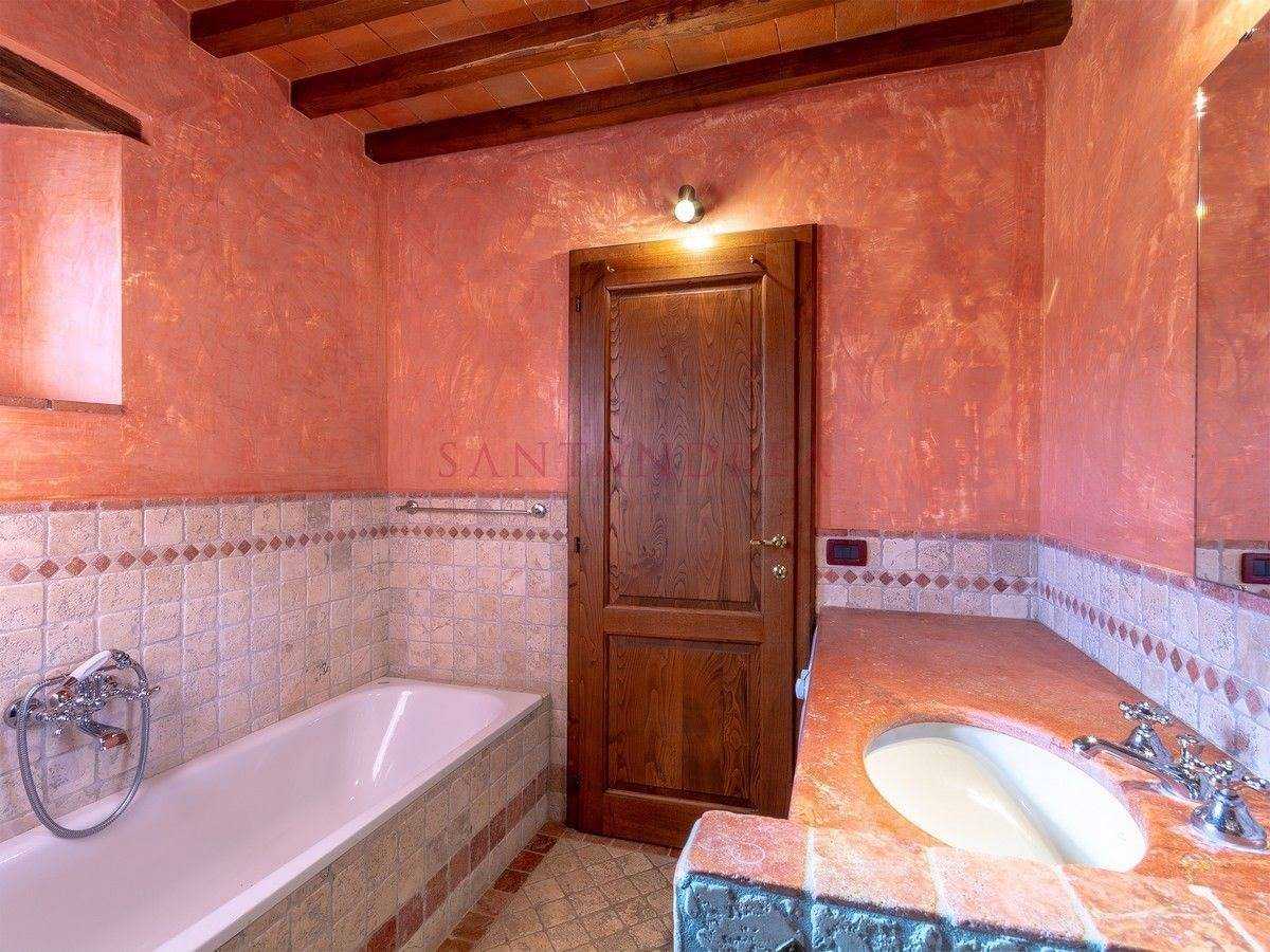 Huis in Gaiole in Chianti,  10054514