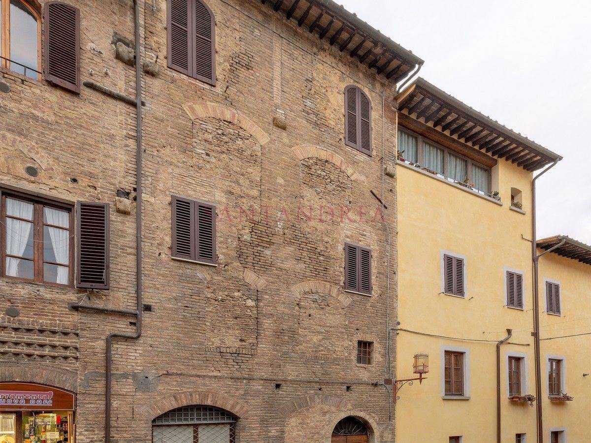 عمارات في San Gimignano, Tuscany 10054519