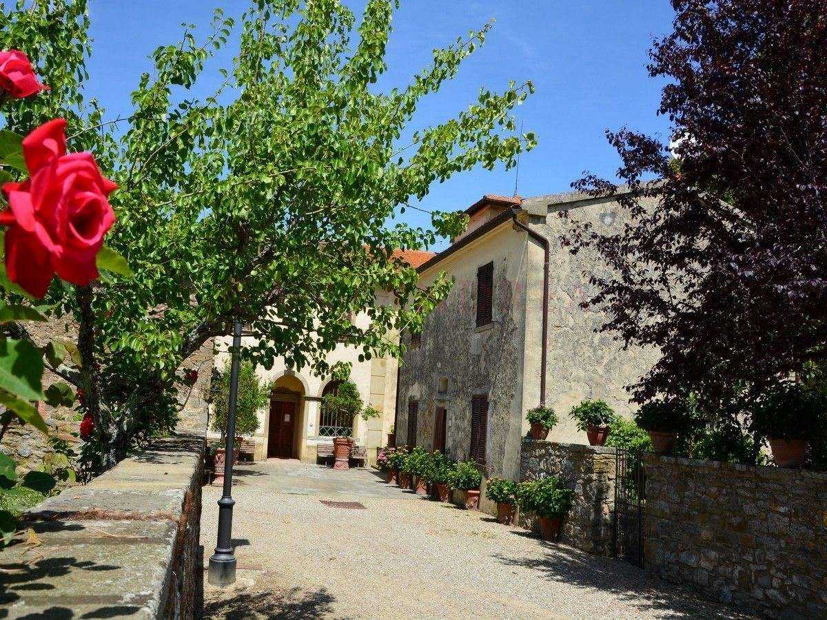 Condominium in Civitella in Val di Chiana, Tuscany 10054527