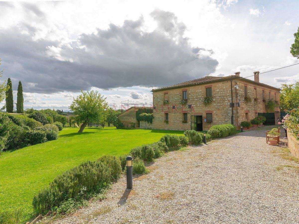 House in Monteroni d'Arbia, Tuscany 10054531