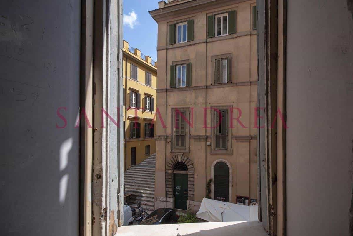 Condominium in Roma,  10054605