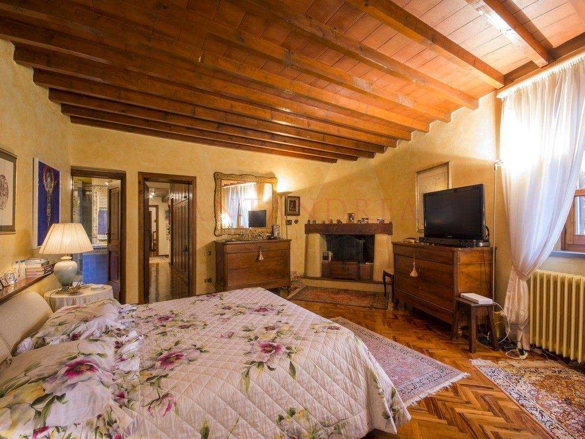 Hus i Prato,  10054622