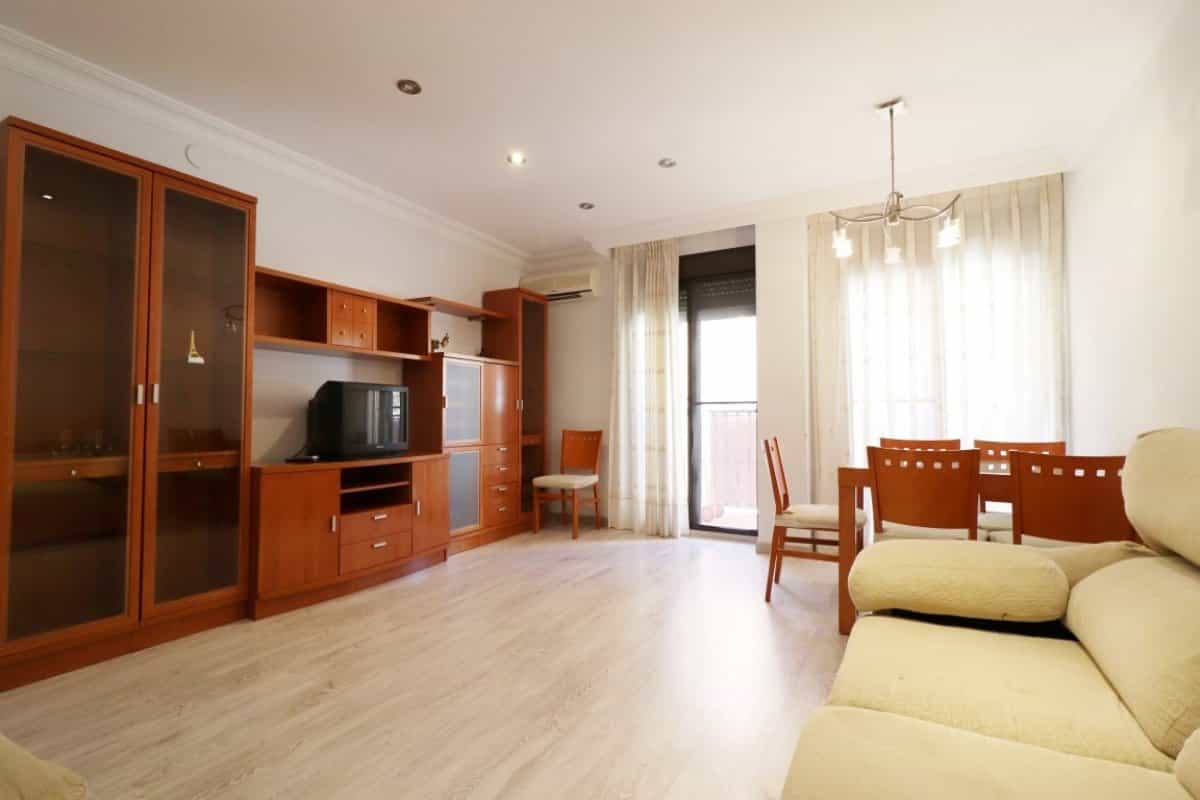 Condominium in Serra, Valencia 10054635