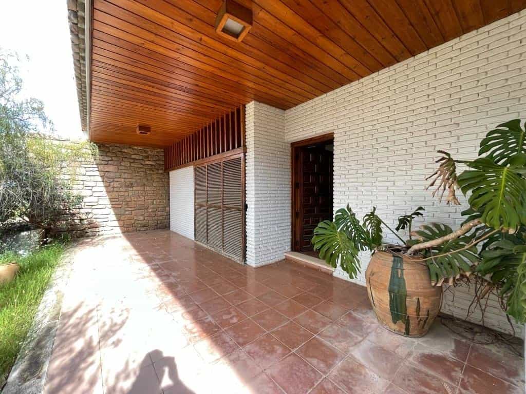 House in Naquera,  10054701