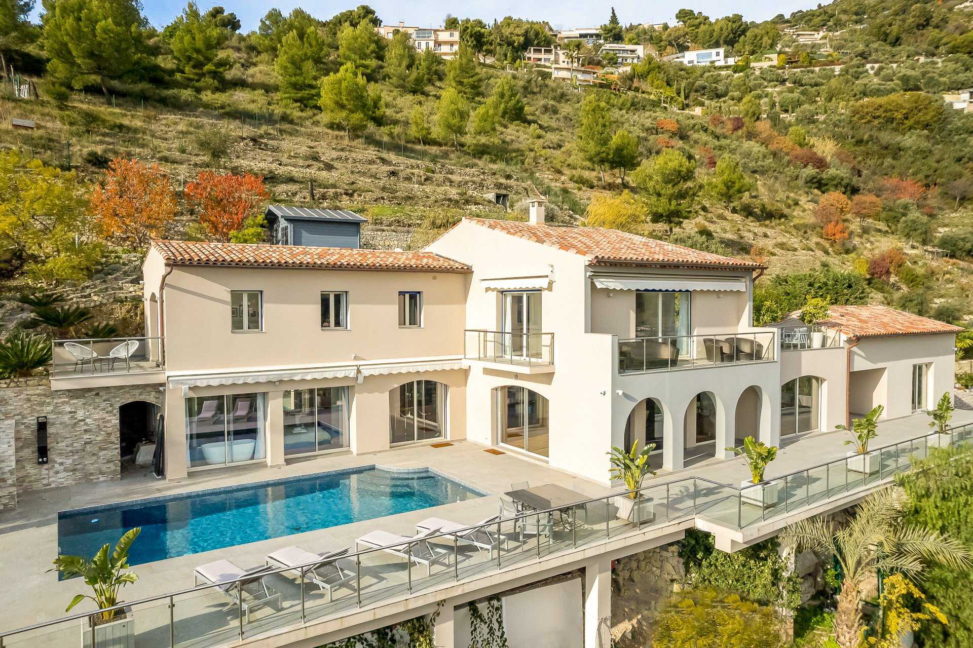 Rumah di Eze, Provence-Alpes-Cote d'Azur 10054828
