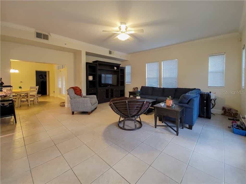 Condominium dans Fête, Floride 10054910