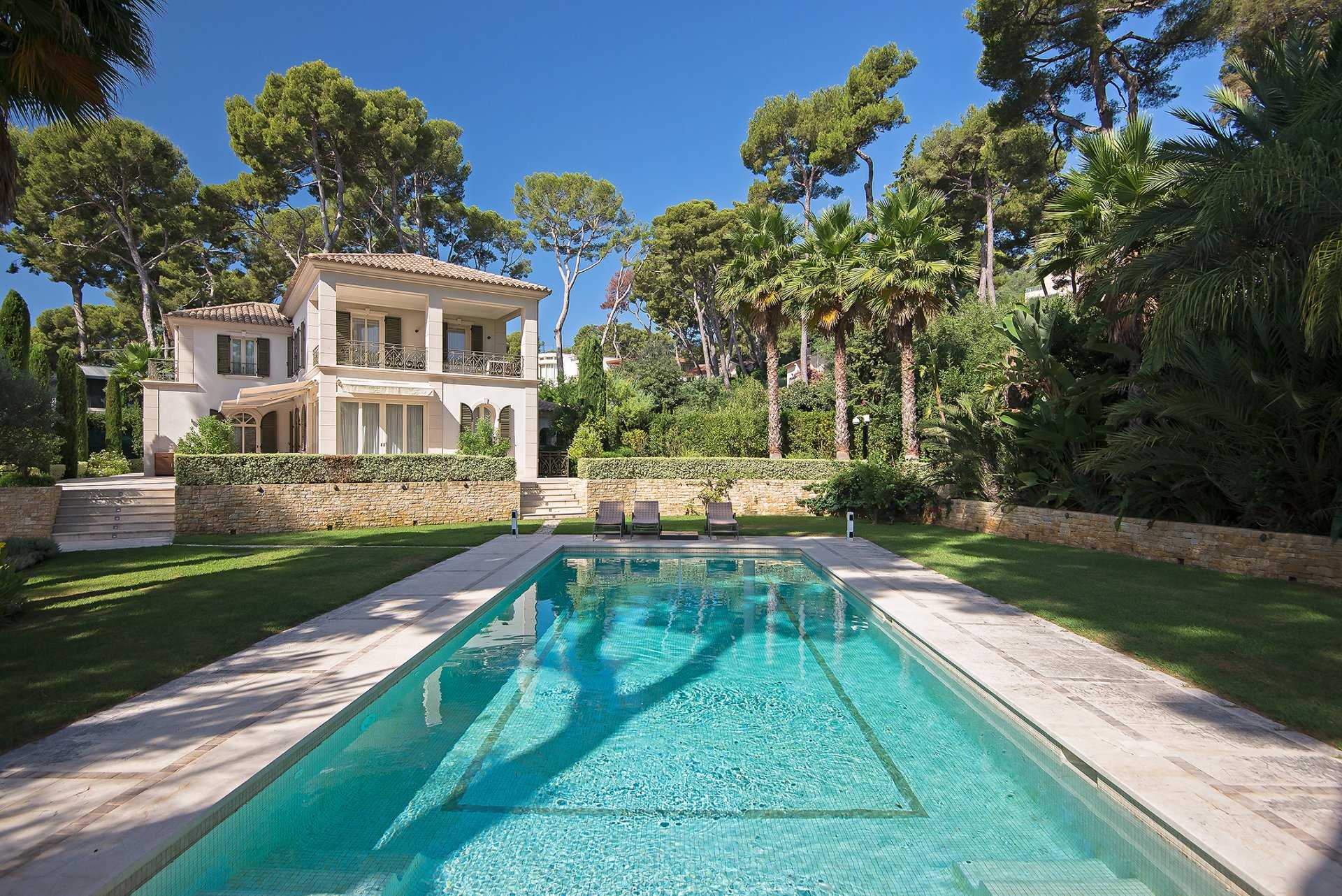 Hus i Juan-les-Pins, Provence-Alpes-Cote d'Azur 10055152