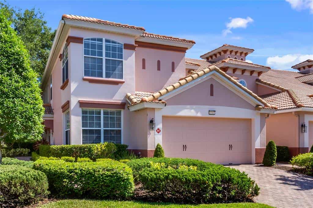 Condominium in Bijeenkomst, Florida 10055173