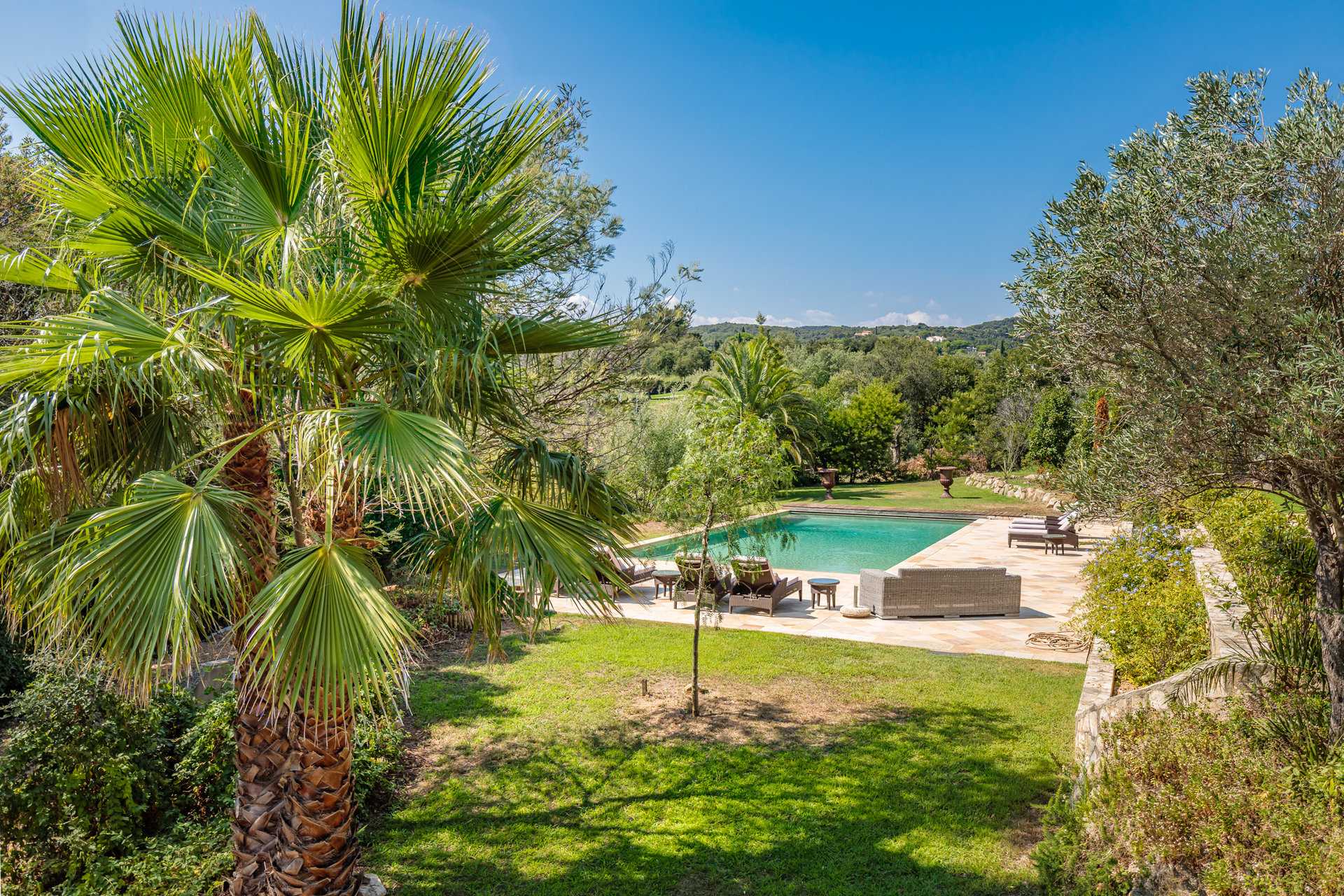 House in Grimaud, Provence-Alpes-Cote d'Azur 10055244