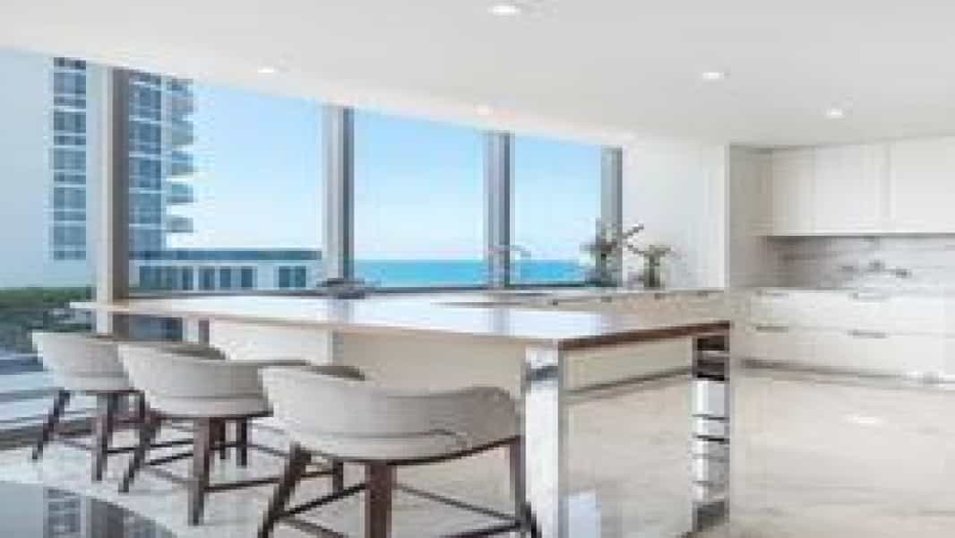Condomínio no North Miami Beach, Florida 10055395