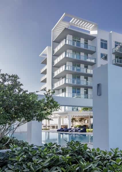 Condominium in Bayshore, Florida 10055427