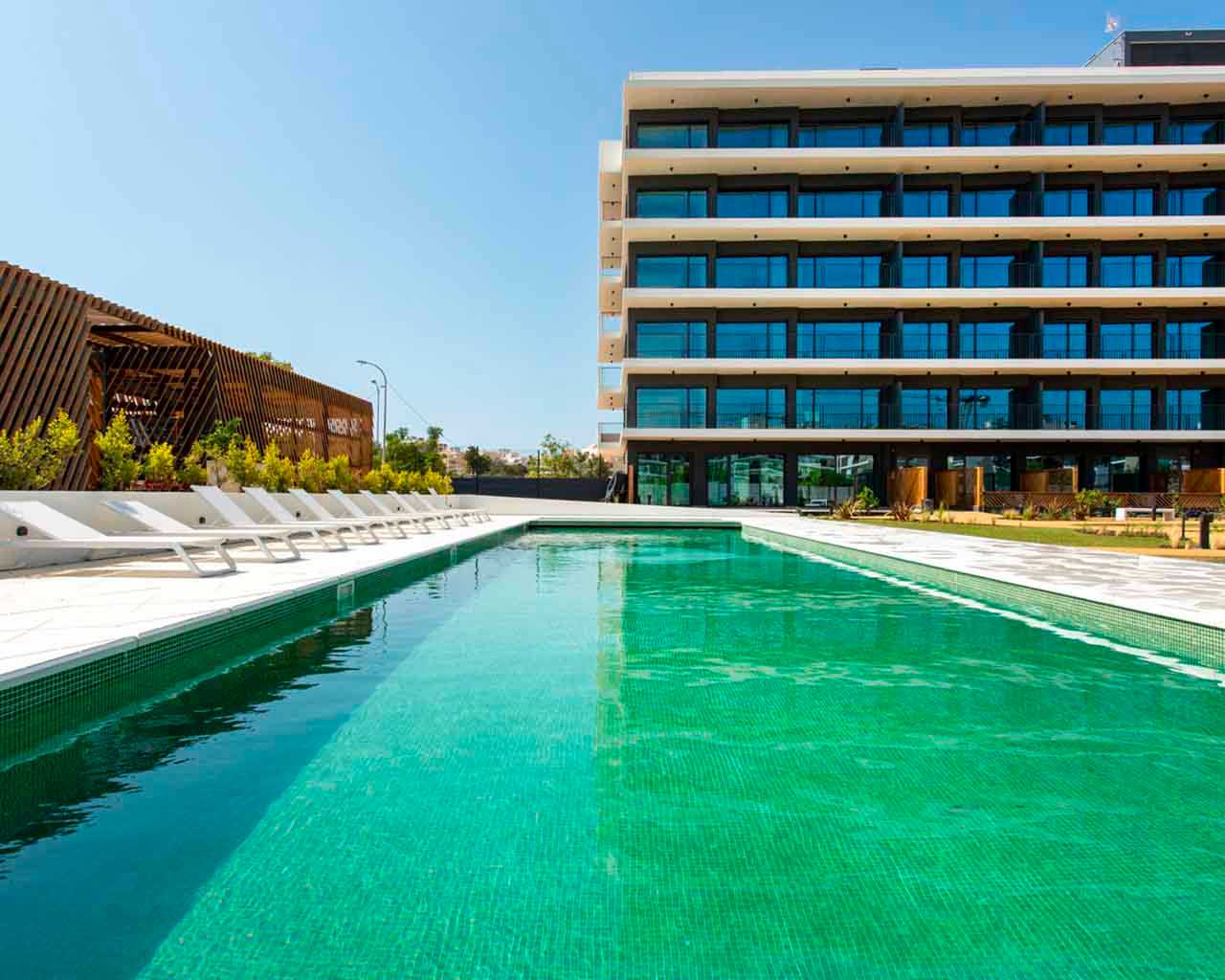 Condominium in Faro, Algarve 10055640